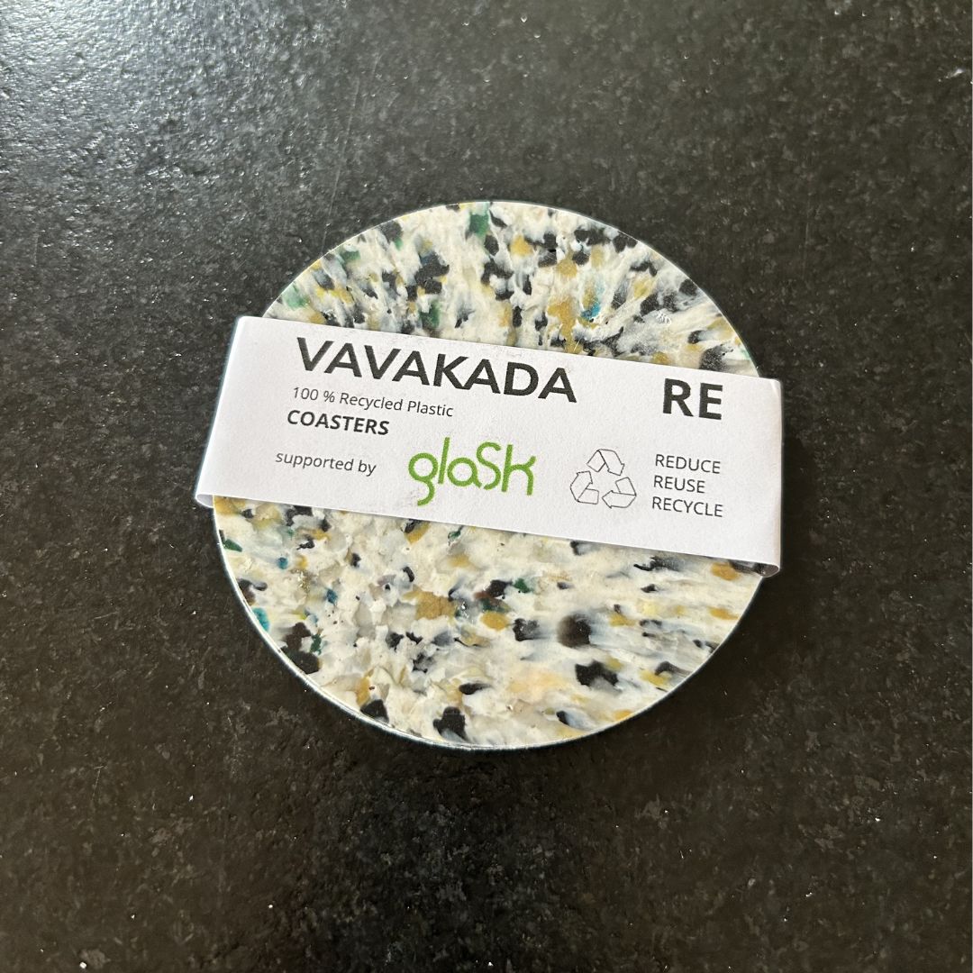 Recycled plastic coasters – Set of 2 — White, black & gold