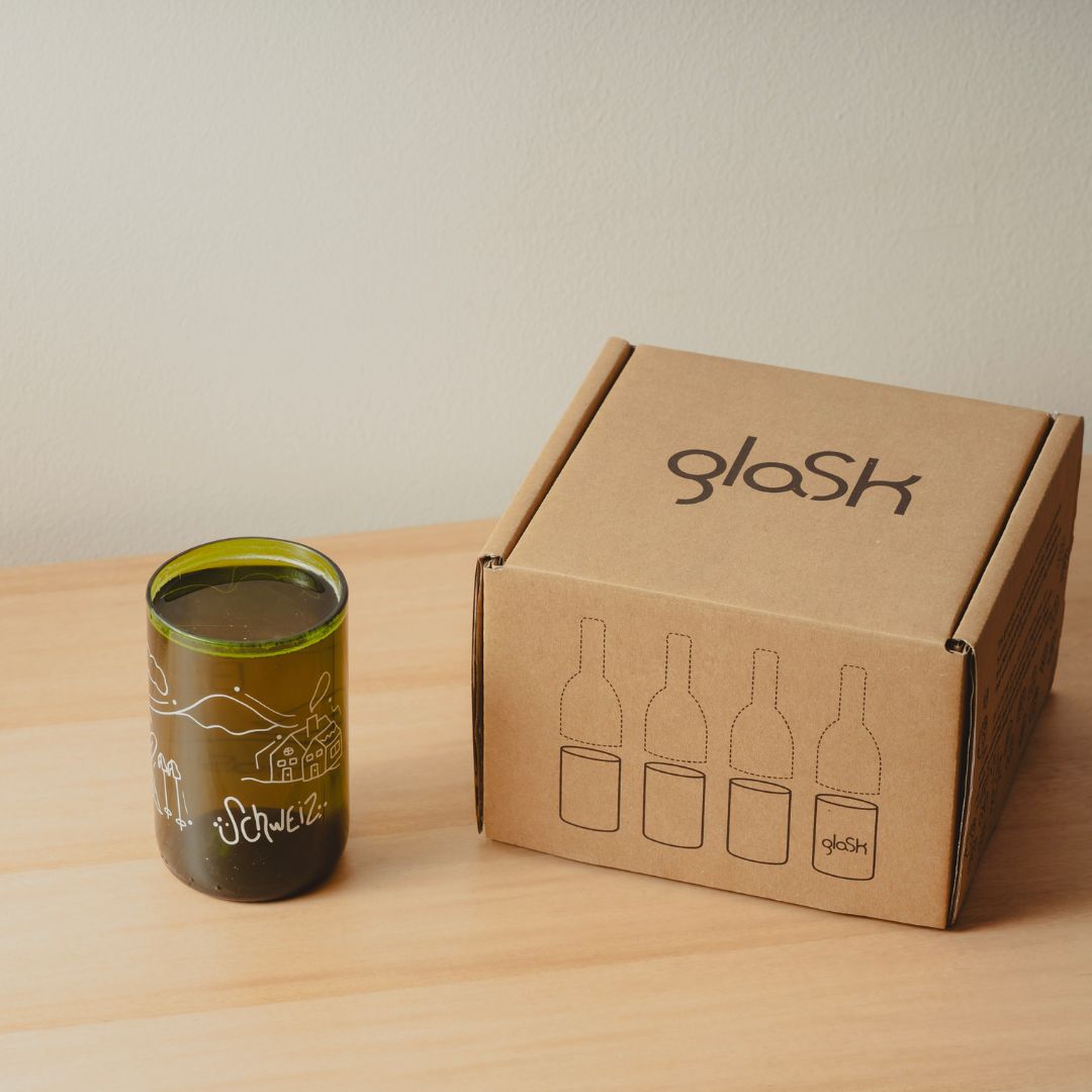Switzerland - Set of 4 green/brown recycled glasses