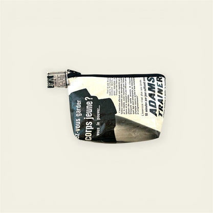 Trousse en page de magazine vintage Petit Femme