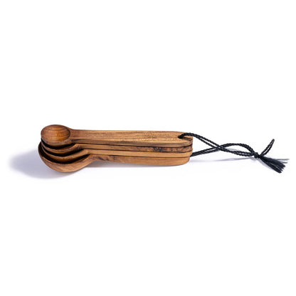 Cuillères doseuses en bois de teck surcyclé