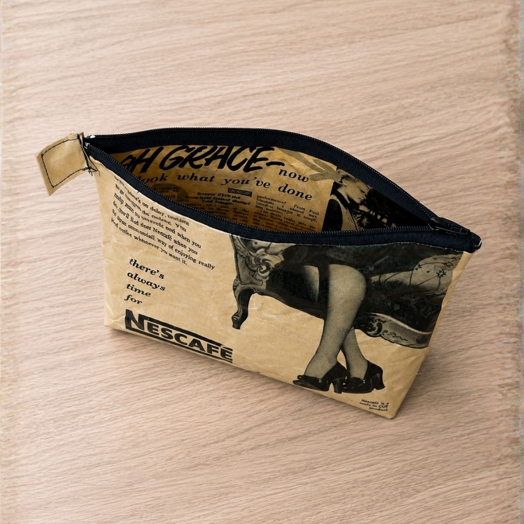 Vintage-Kulturbeutel aus Nescafé-Magazinseite