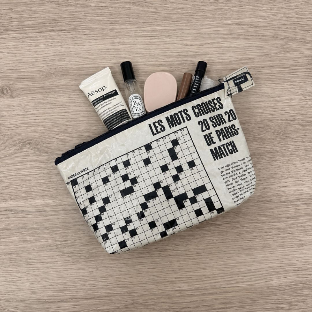 Trousse en page de magazine vintage Paris Match