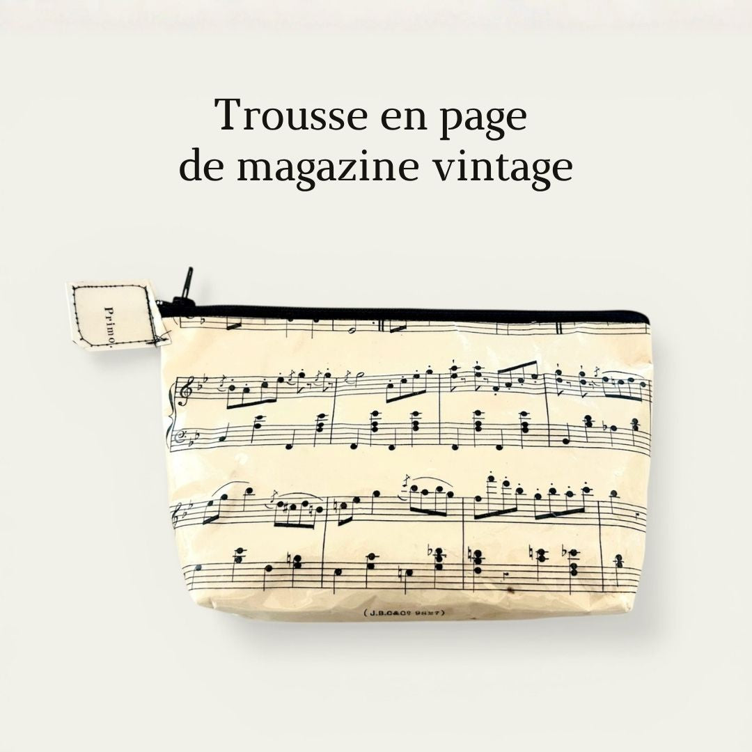 Mittlere Kosmetiktasche aus Vintage-Magazinseite – Notensyste