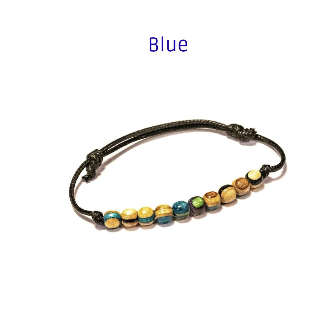 Minimal-Armband aus recyceltem Skateboard – Holzperlen-Armband