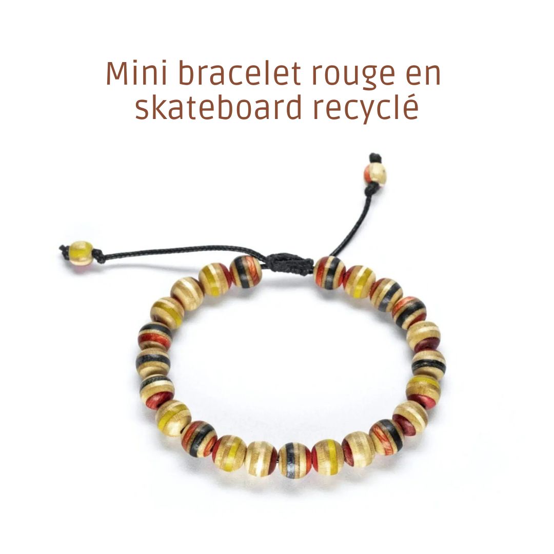 Rotes Armband aus recyceltem Skateboard – Holzperlen-Armband