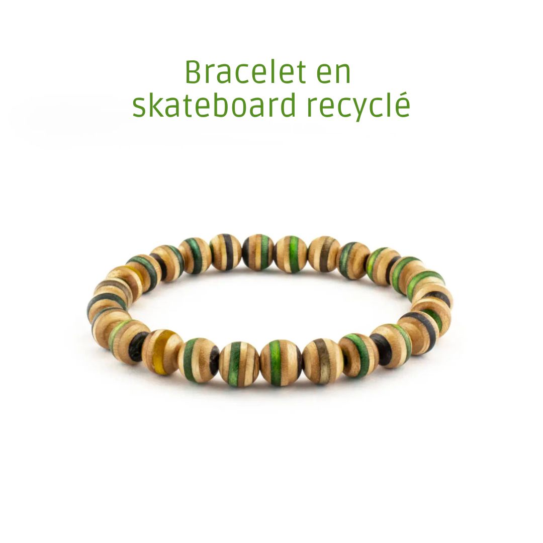 Grünes Armband aus recyceltem Skateboard – elastisches Holzperlen-Armband