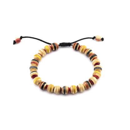 Rotes Armband aus recyceltem Skateboard – Holzperlen-Armband