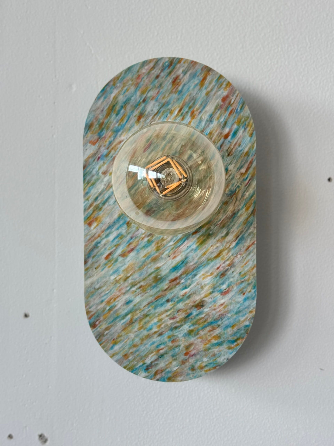Lampe murale en plastique recyclé Oval