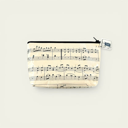 Trousse en page de magazine vintage moyenne Pentagramme